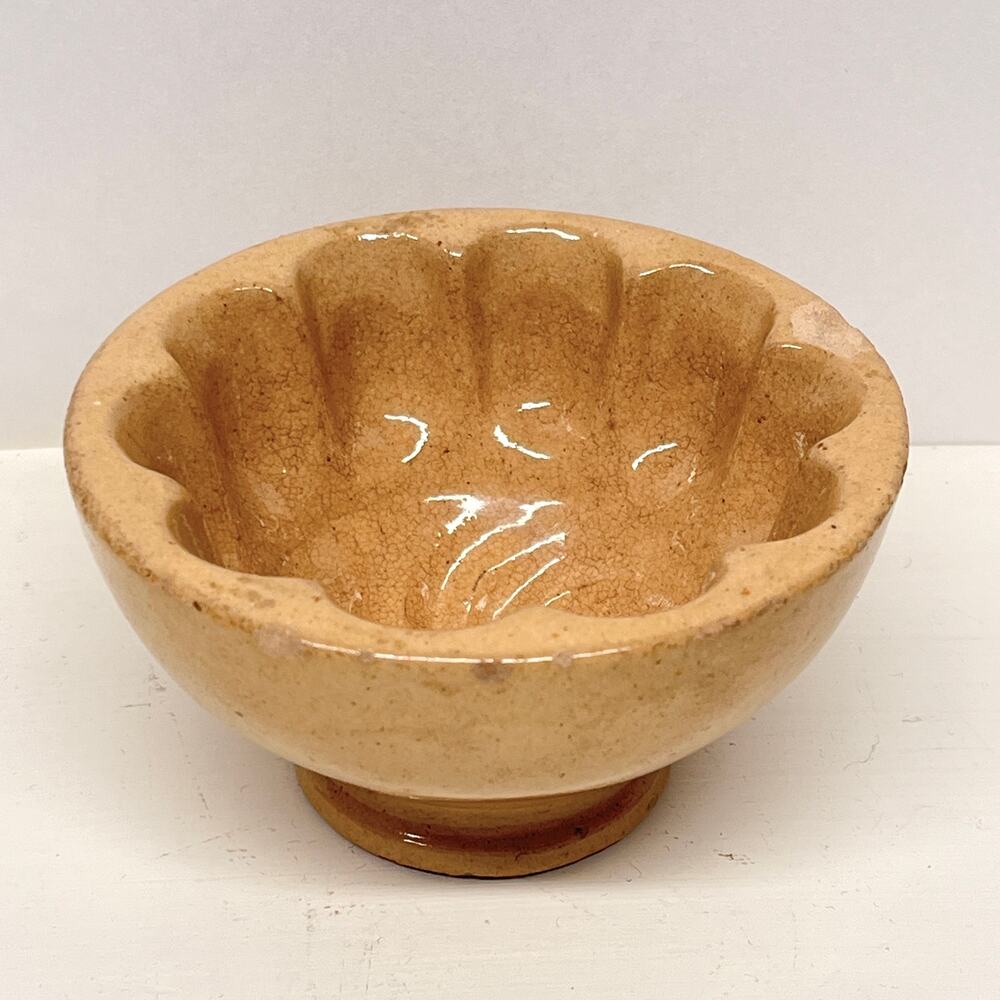 Antique Yellow Ware Food Pudding Mold Small 4in
